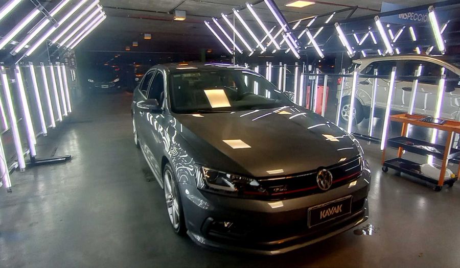 Volkswagen Vento 2.0 TSI GLI DSG + APP CONNECT+ NAVEGADOR Sedan 2017