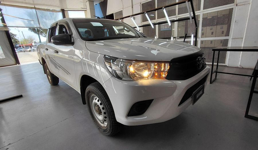 Toyota Hilux 2.4 TDI DX C/D AUTO Pickup 2025