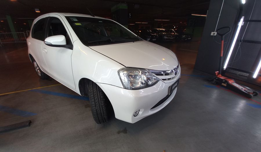 Toyota Etios 1.5 XLS Hatchback 2017