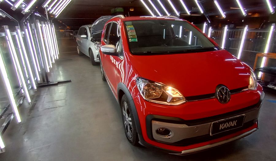 Volkswagen Up 1.0 CROSS UP Hatchback 2018
