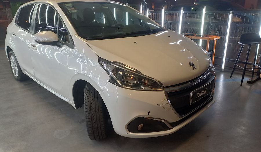 Peugeot 208 1.6 ALLURE Hatchback 2018