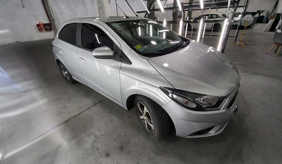 Chevrolet Onix 1.4 LTZ Hatchback 2017