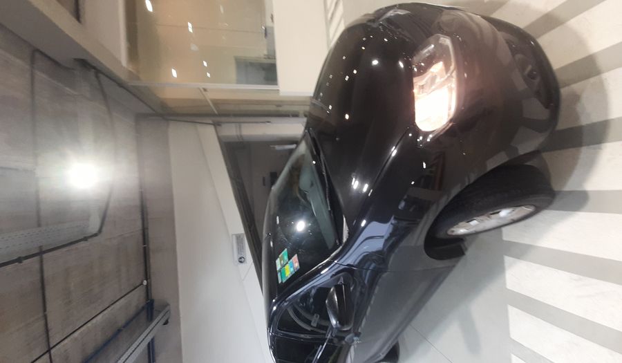 Renault Sandero 1.6 AUTHENTIQUE Hatchback 2017