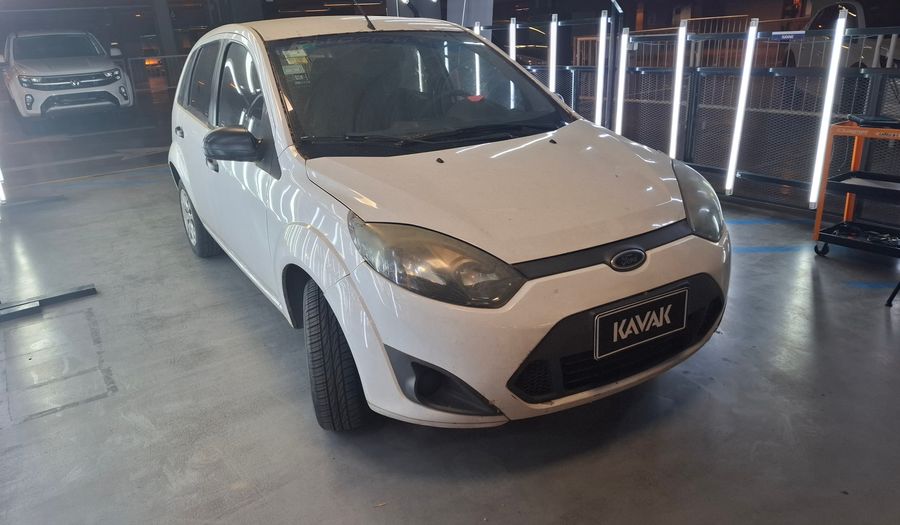 Ford Fiesta 1.6 AMBIENTE Hatchback 2011