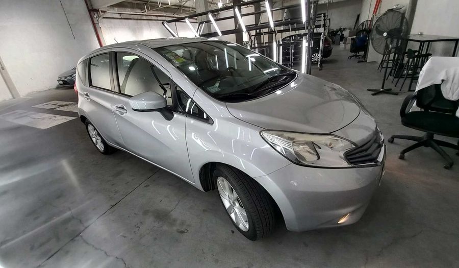 Nissan Note 1.6 EXCLUSIVE CVT Hatchback 2017