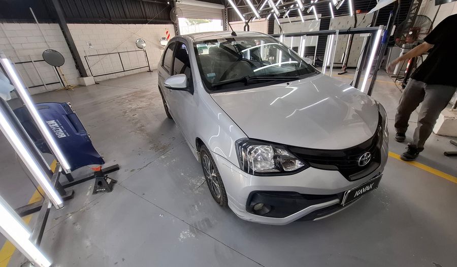 Toyota Etios 1.5 XLS Sedan 2020