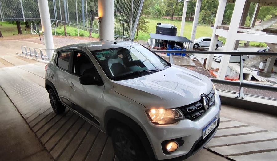 Renault Kwid 1.0 ICONIC Hatchback 2021
