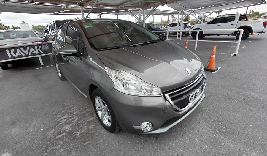 Peugeot 208 1.5 ALLURE TOUCHSCREEN Hatchback 2014