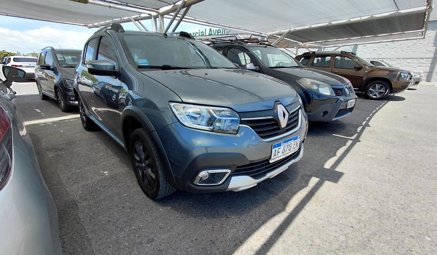 Renault Sandero Stepway 1.6 INTENS Hatchback 2023