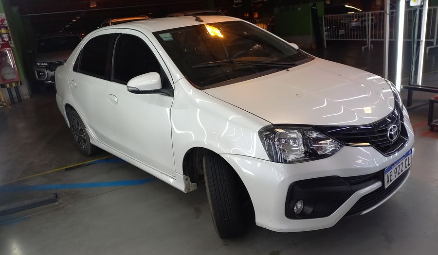 Toyota Etios 1.5 XLS AUTO Sedan 2021
