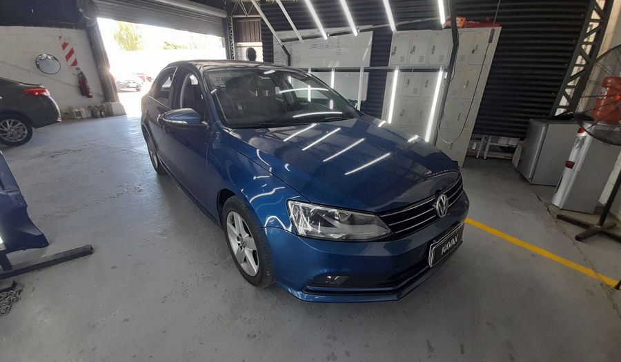 Volkswagen Vento 2.5 ADVANCE PLUS TIPTRONIC Sedan 2017