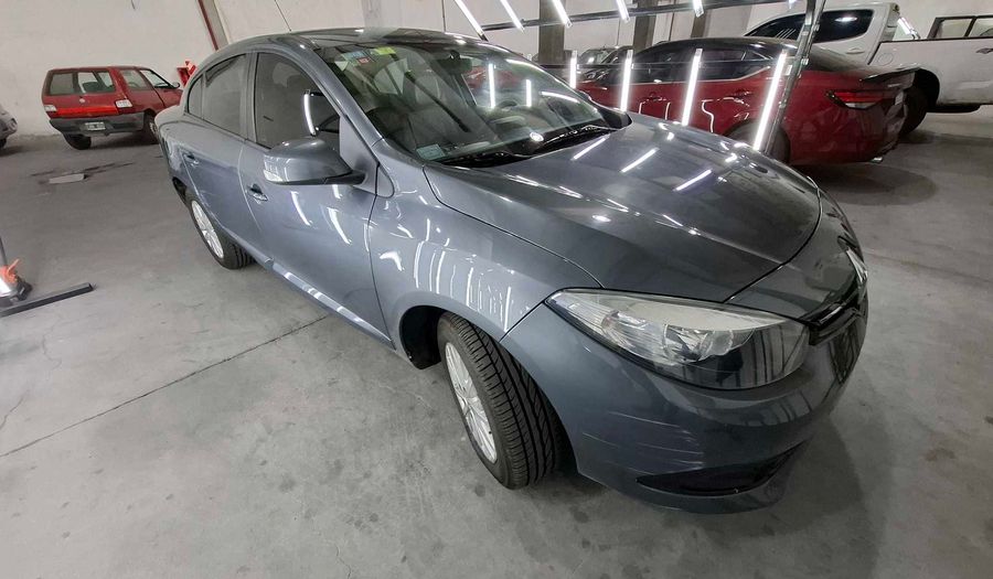 Renault Fluence 1.6 DYNAMIQUE PACK Sedan 2016