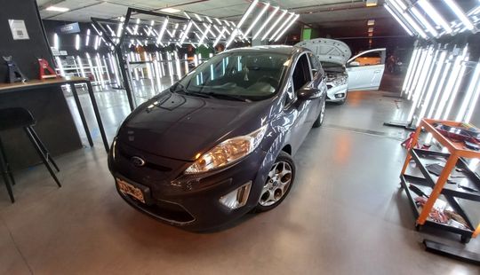 Ford • Fiesta Kinetic Design