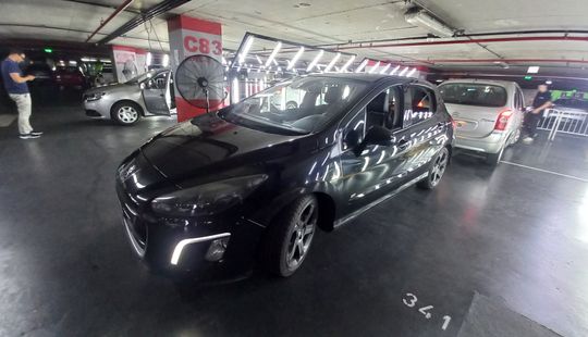 Peugeot • 308