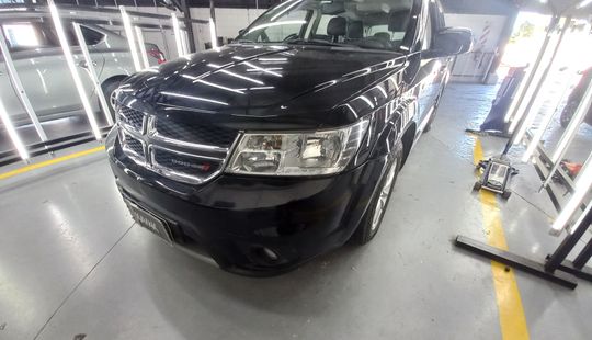 Dodge • Journey