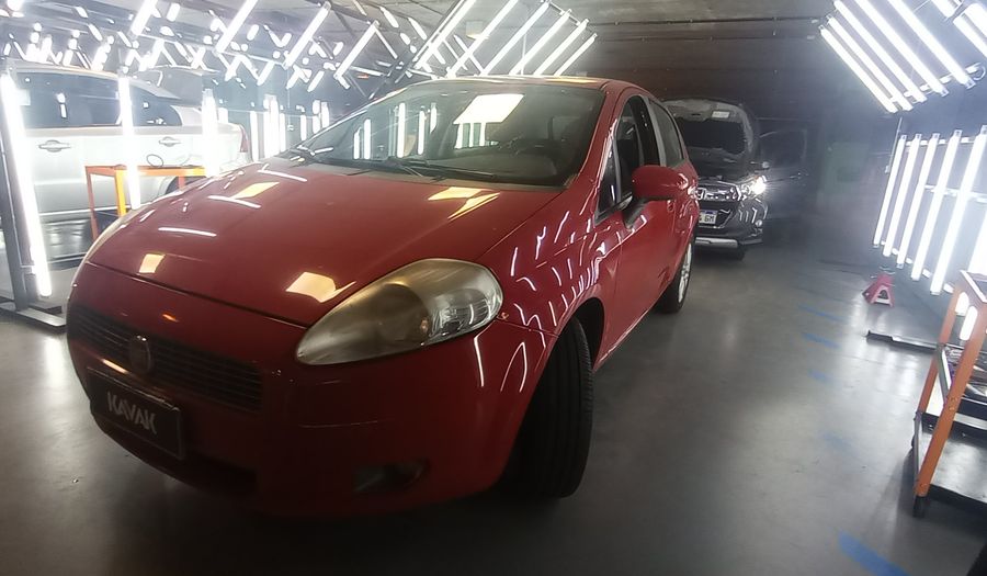 Fiat Punto 1.6 16V ESSENCE 5P Hatchback 2012