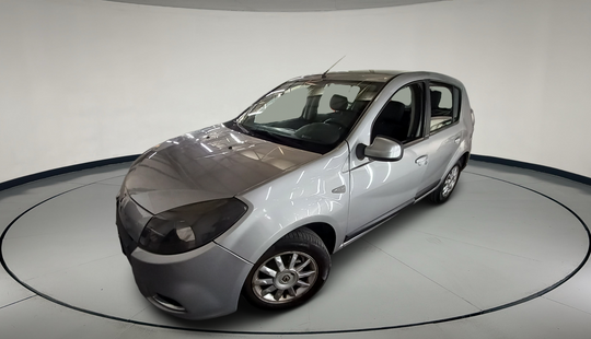 Renault • Sandero