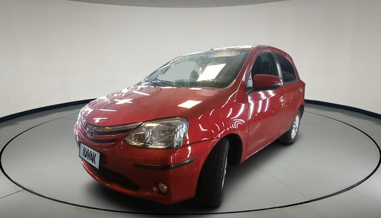 Toyota • Etios