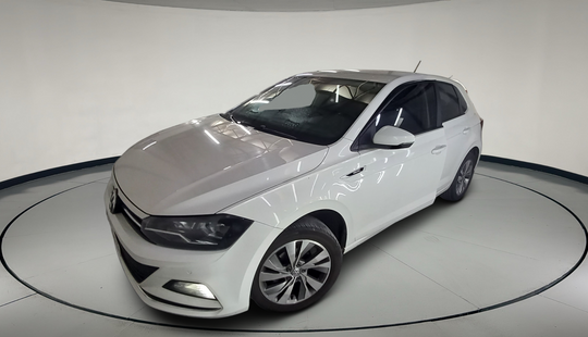 Volkswagen • Polo