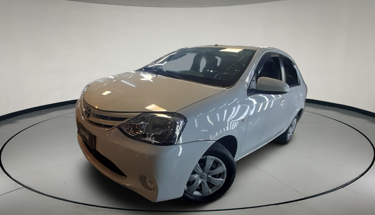 Toyota • Etios