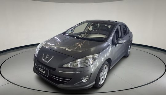 Peugeot • 408
