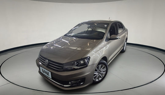 Volkswagen • Polo