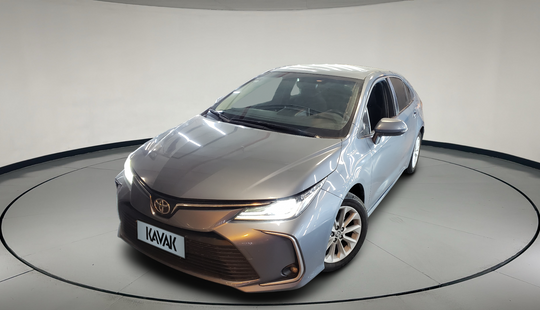 Toyota • Corolla