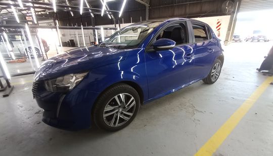 Peugeot • 208