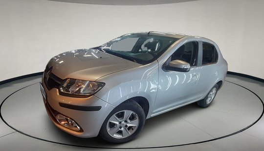 Renault • Logan