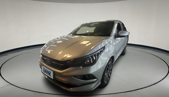 Fiat • Cronos