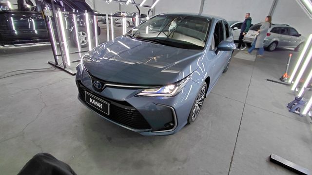 Toyota • Corolla