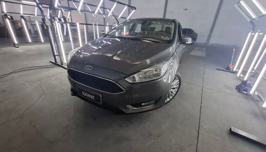 Ford • Focus III