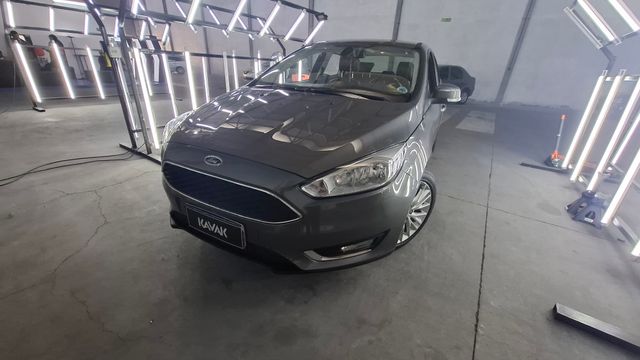 Ford • Focus III
