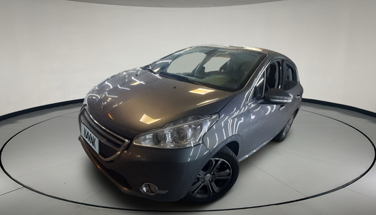 Peugeot • 208
