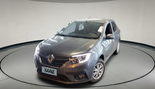 Renault • Logan