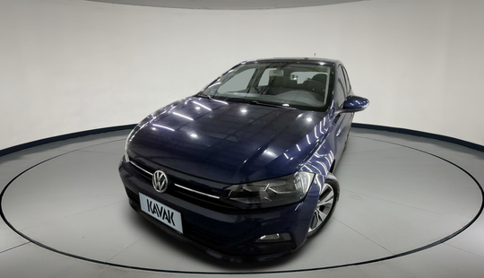 Volkswagen • Polo