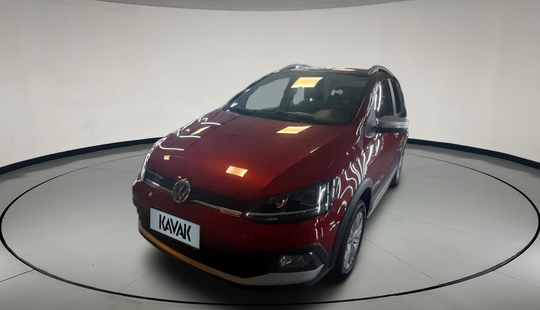 Volkswagen • Suran Cross