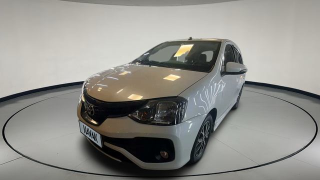 Toyota • Etios