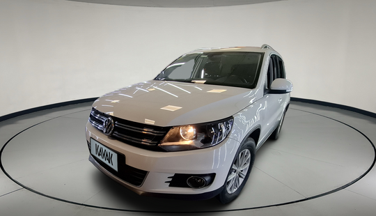Volkswagen • Tiguan