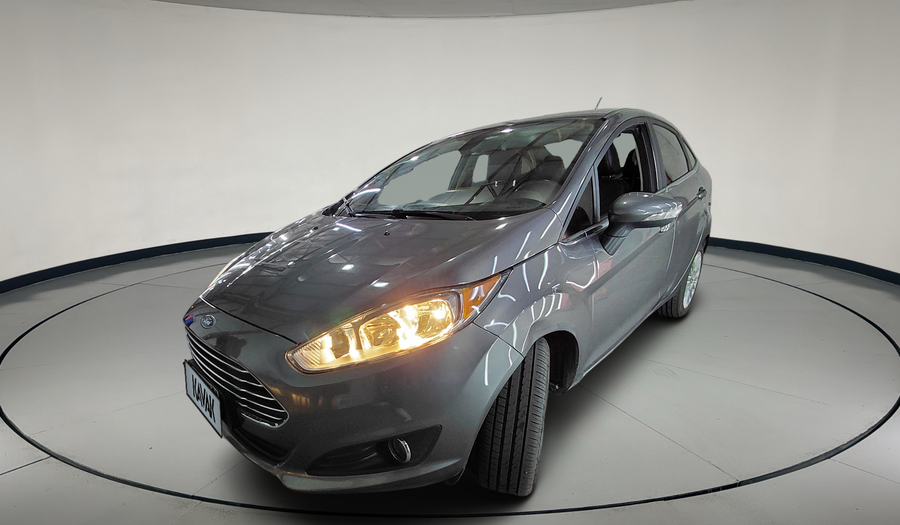 Ford Fiesta Kinetic Design 1.6 TITANIUM Sedan 2013