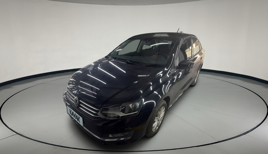 Volkswagen • Polo