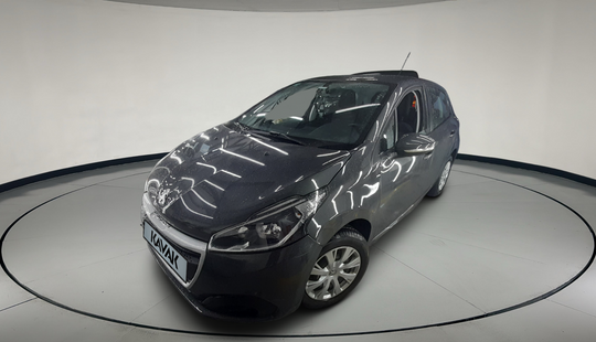 Peugeot • 208