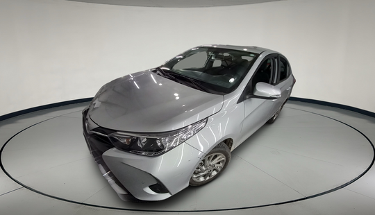 Toyota • Yaris