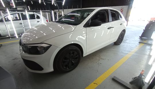 Volkswagen • Polo