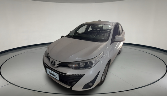 Toyota • Yaris