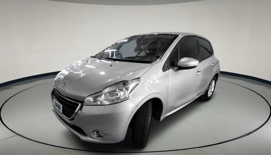 Peugeot • 208