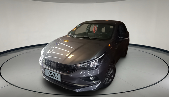 Fiat • Cronos