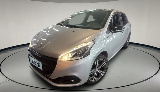 Peugeot • 208
