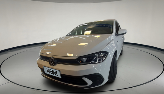 Volkswagen • Polo