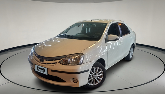 Toyota • Etios